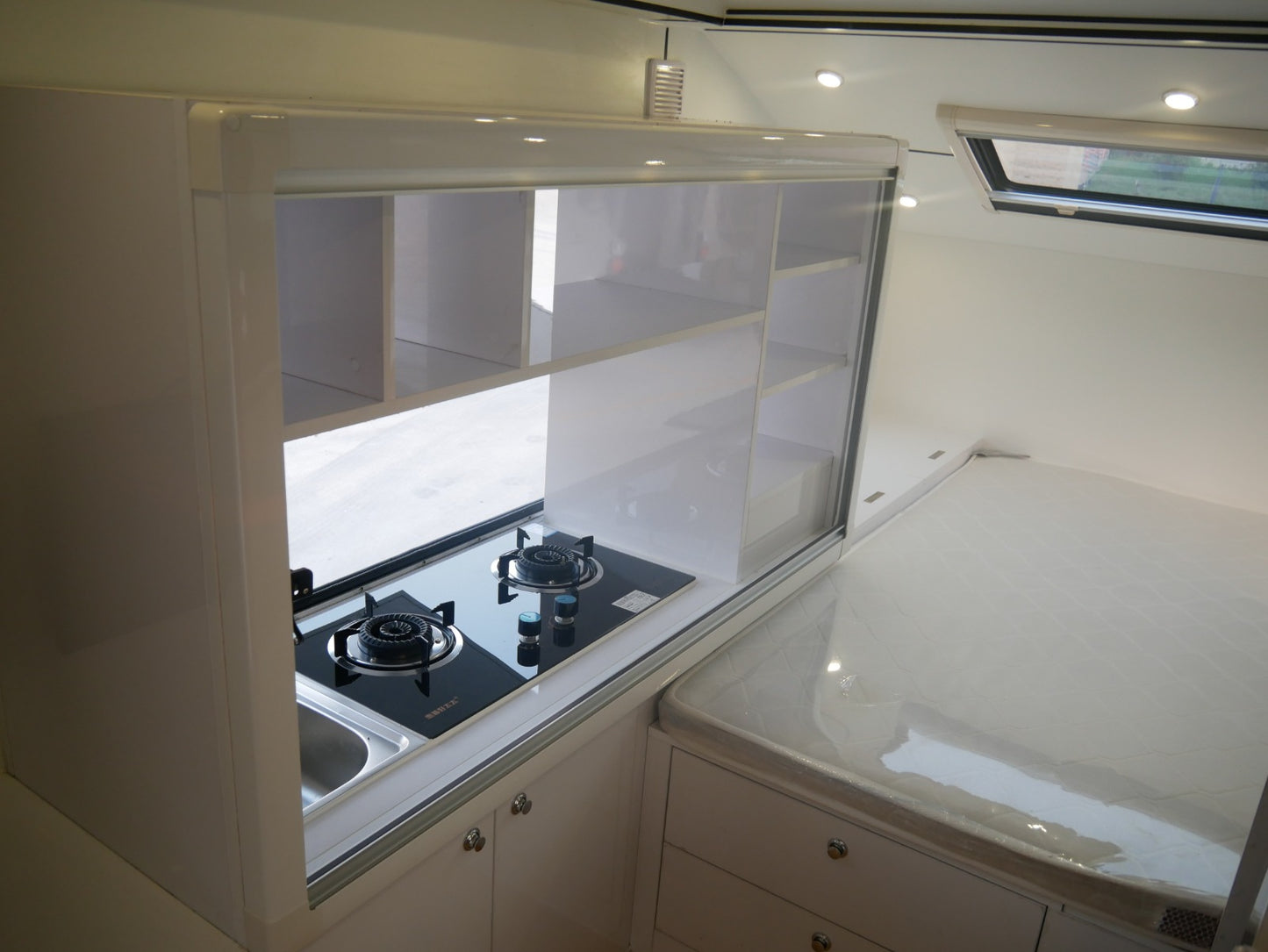 Nation Pride Trailers RT-500CC | Luxury Off-Road Caravan Travel Trailer